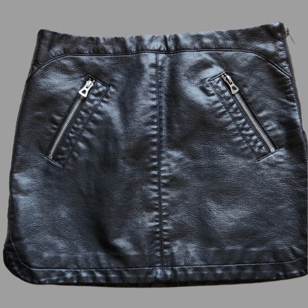 Silence And Noise Anthro Faux Leather Skirt Size Med